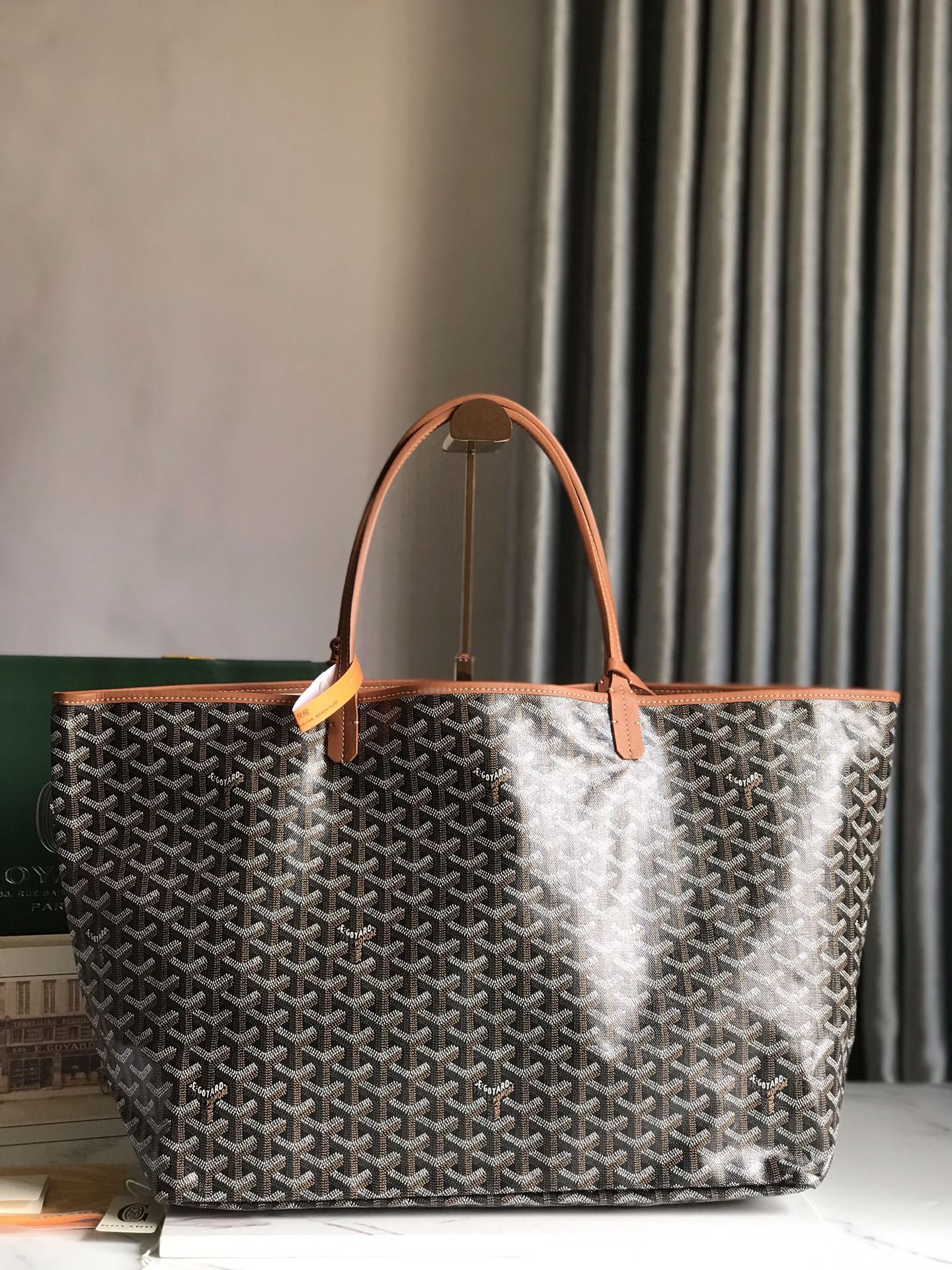 Goyard Shopping Bags